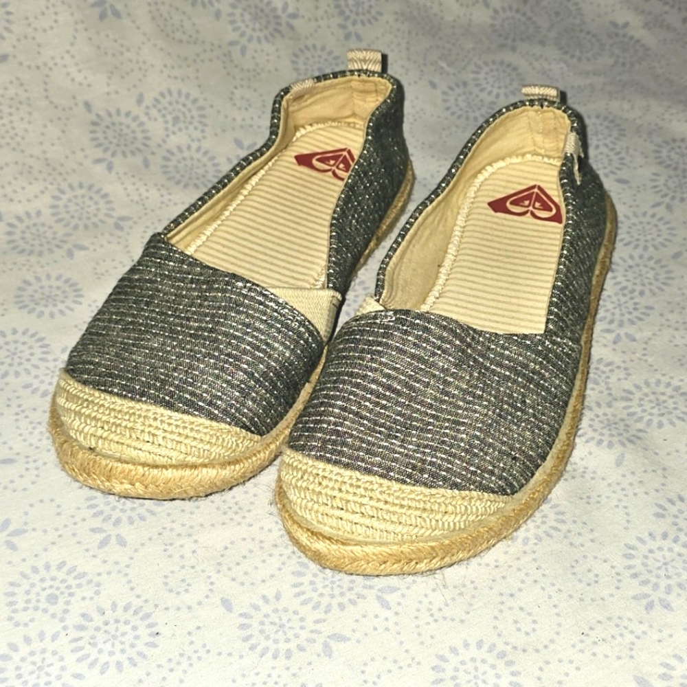 ✨️ Roxy Womens Espadrille Slip‑On Flats Size 6.5 Gray Blue Cream Tan Casual Shoe